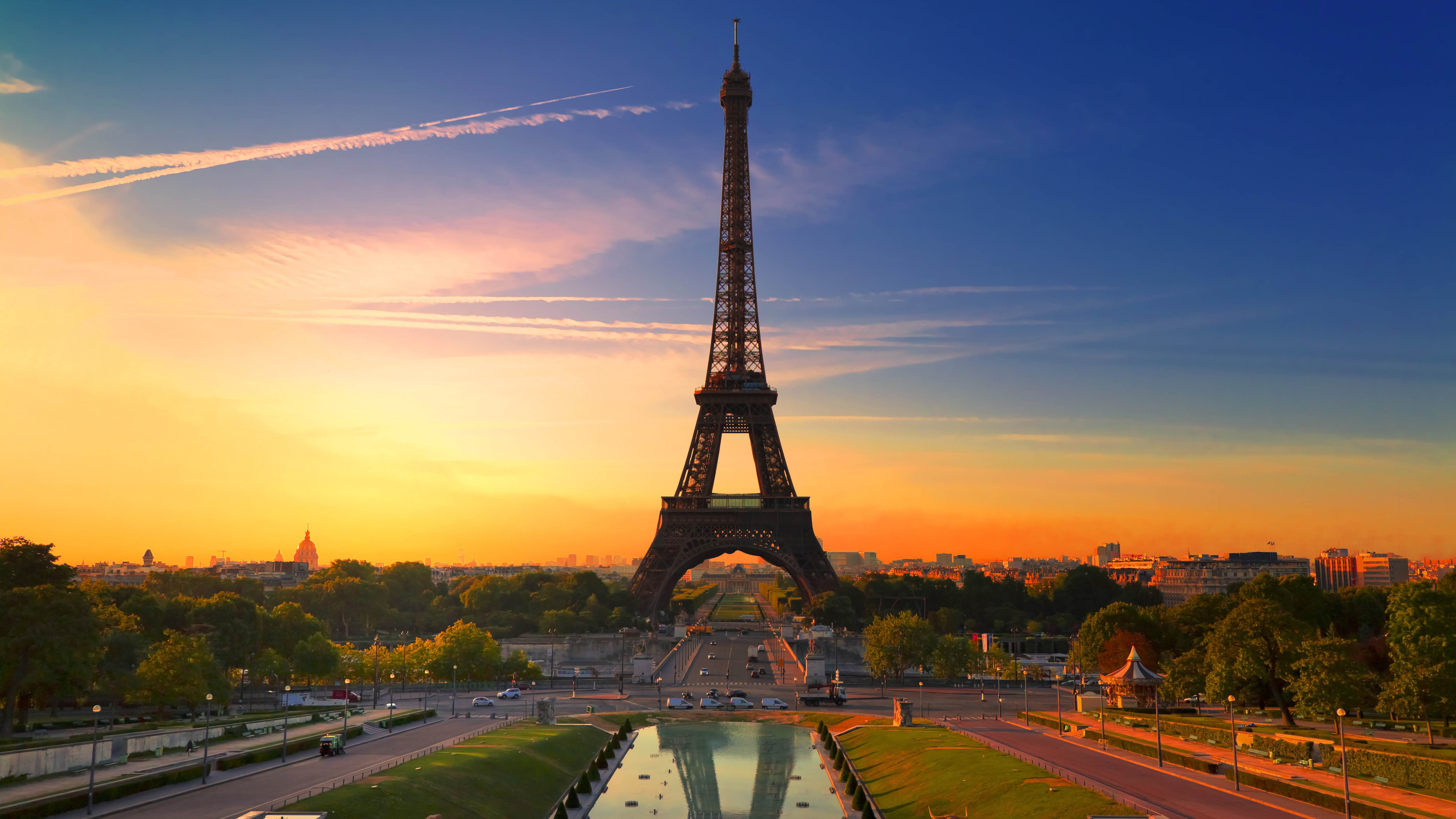 Straight View Of Eiffel Tower Paris During Sunrise With Blue Sky Wallpaper K K 2K Travel