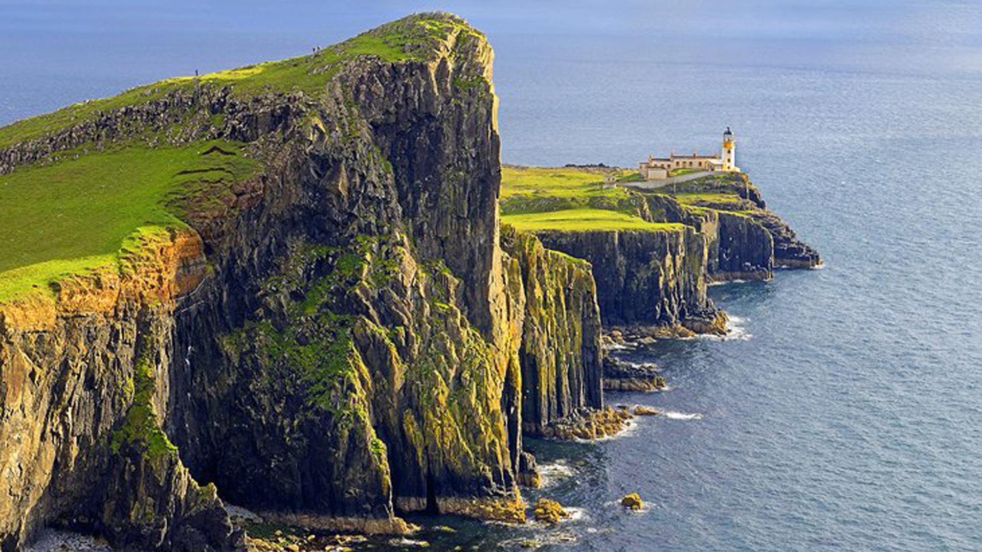 Neist Point Lighthouse Isle of Skye Scotland 2K Travel