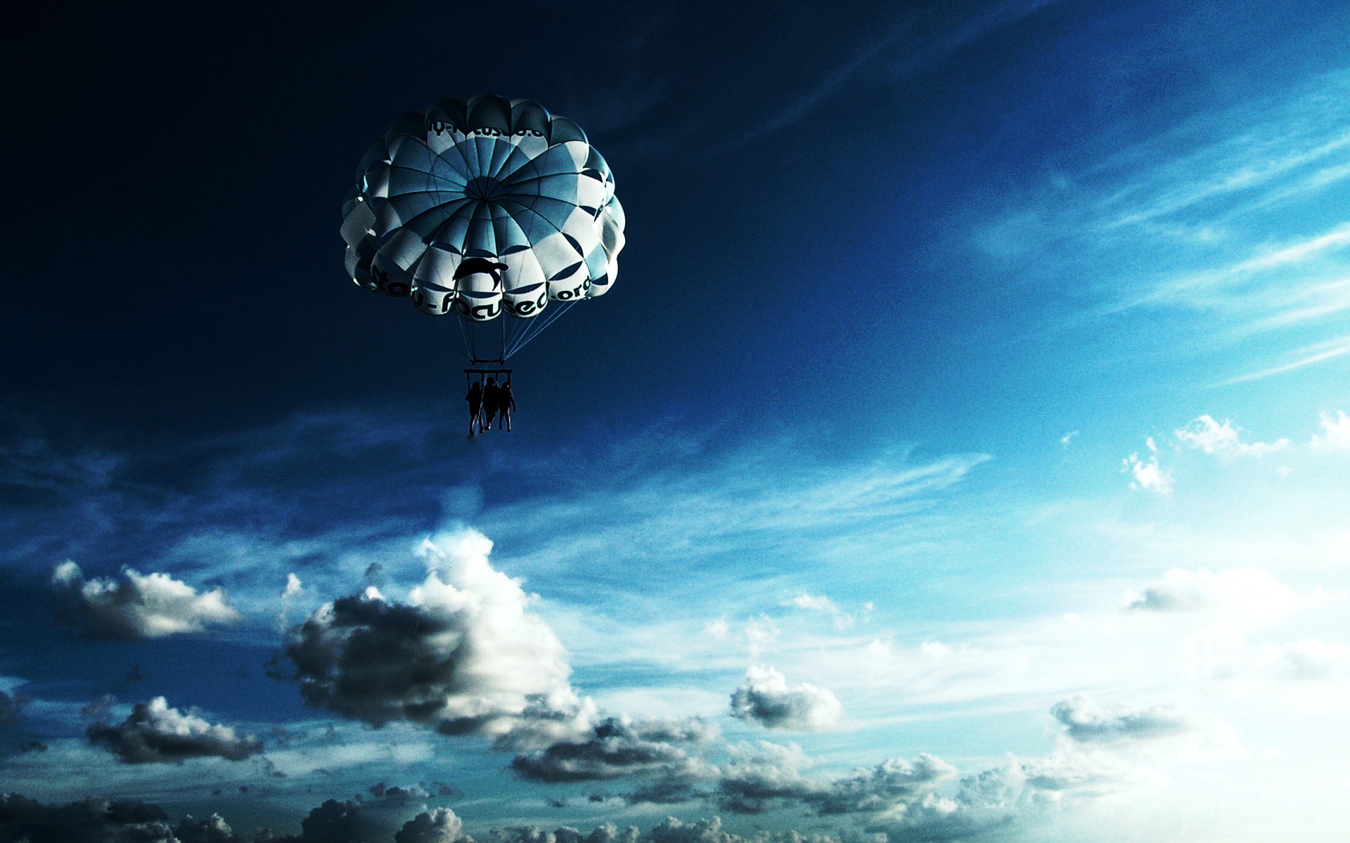 Sky Parachuting