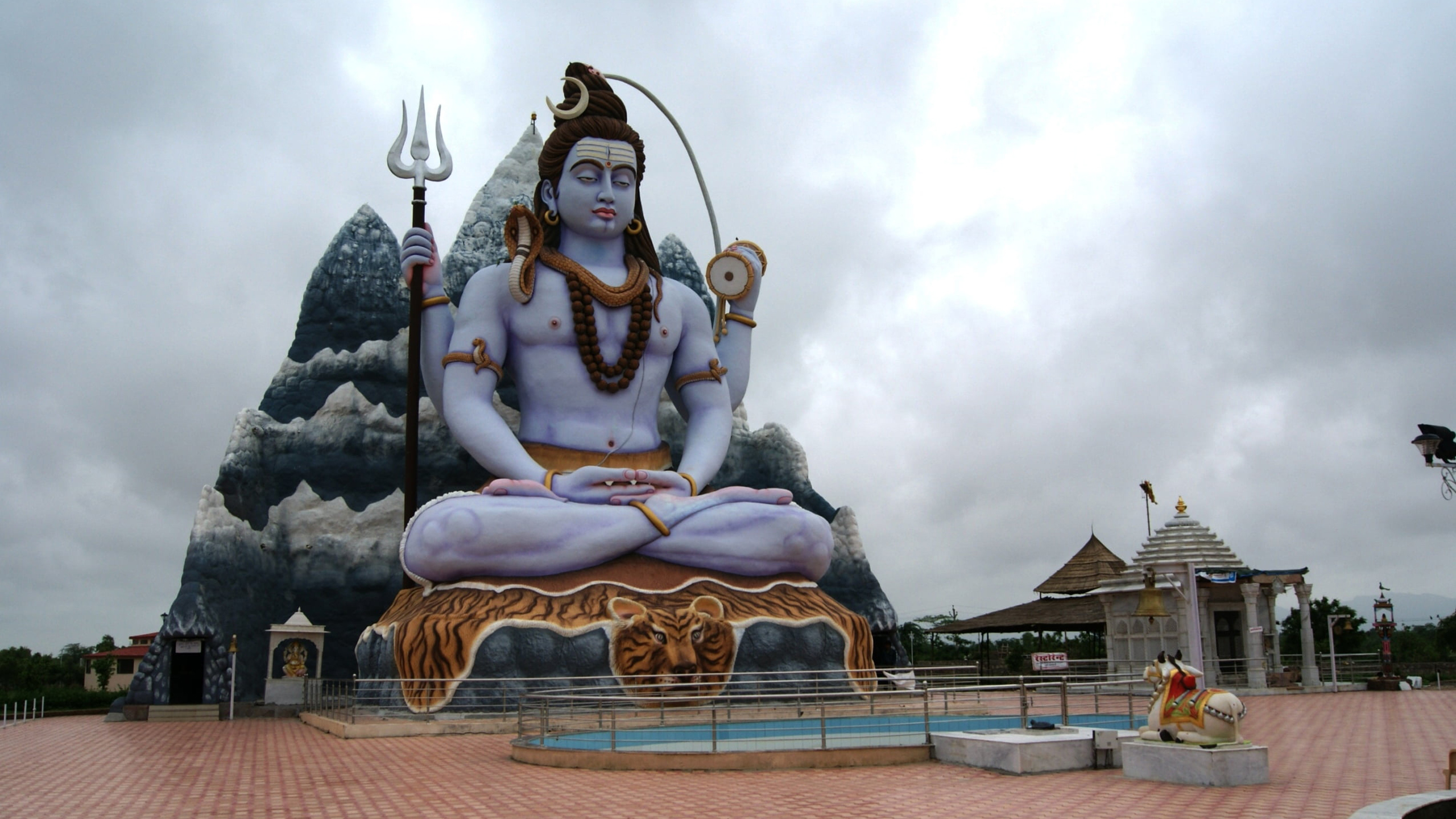 Shiva Statue In Sky Wallpaper 2K Shiva