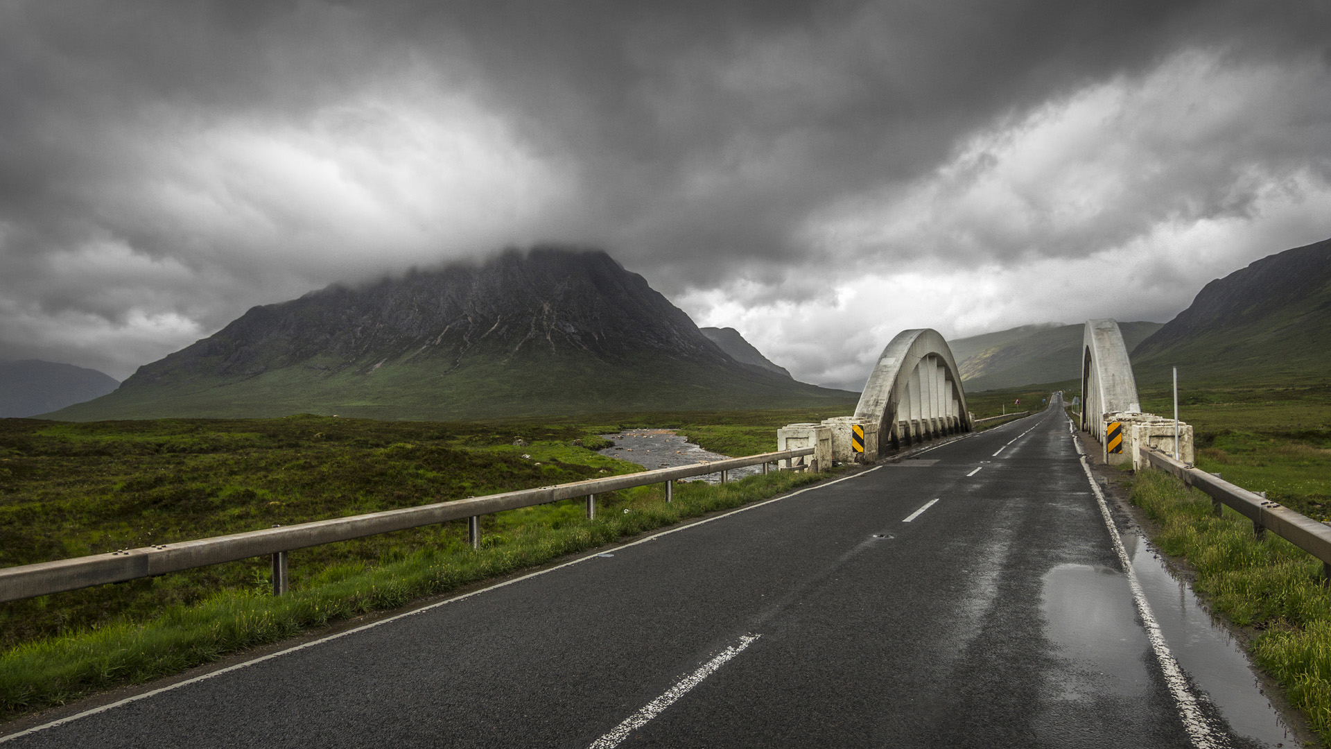 Road Between Landscape Of Foggy Mountain In Scotland 2K Travel