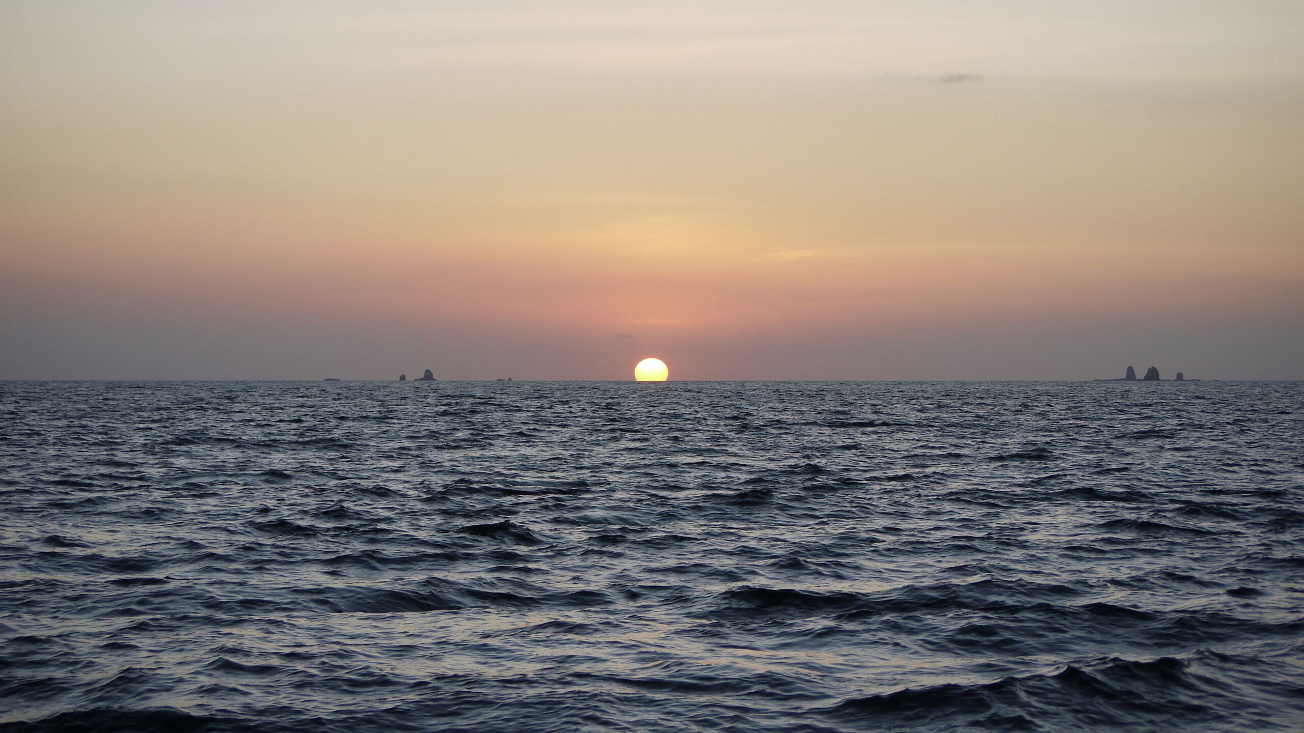 Beautiful Sea Water Horizon Wallpaper Sunrise Ocean Ripples K 2K Nature